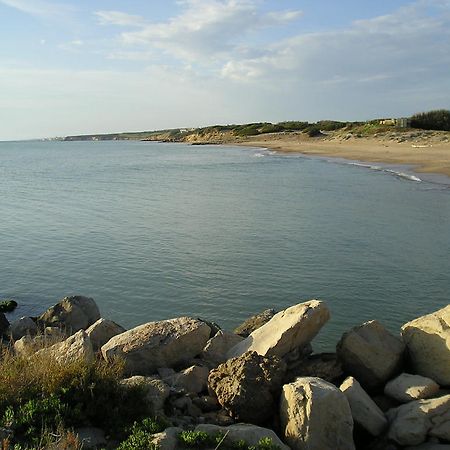 Kamarina Land Bed & Breakfast Santa Croce Camerina Bagian luar foto