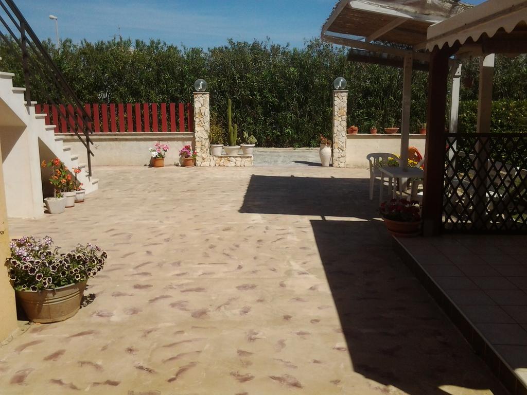 Kamarina Land Bed & Breakfast Santa Croce Camerina Bagian luar foto