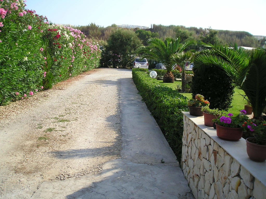 Kamarina Land Bed & Breakfast Santa Croce Camerina Bagian luar foto