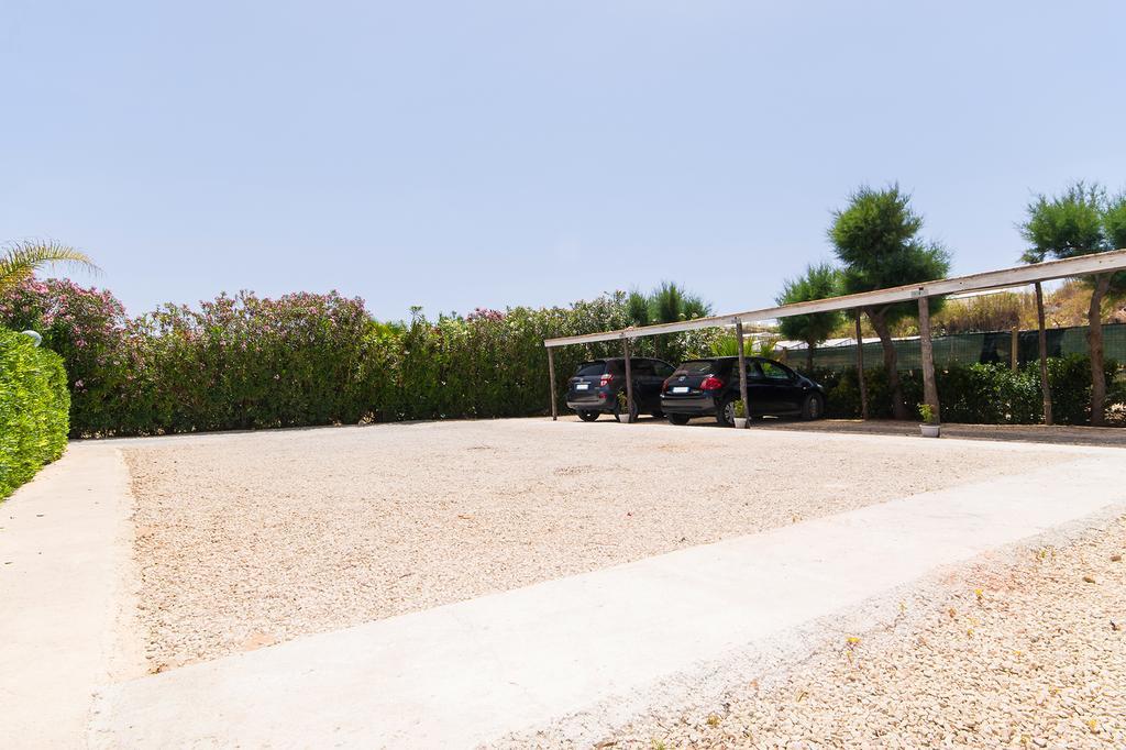 Kamarina Land Bed & Breakfast Santa Croce Camerina Bagian luar foto