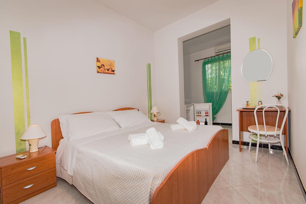 Kamarina Land Bed & Breakfast Santa Croce Camerina Bagian luar foto